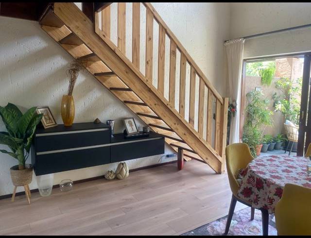 2 BEDROOM PROPERTY TO RENT IN LONEHILL